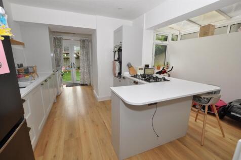 Open plan kitchen/breakfast room