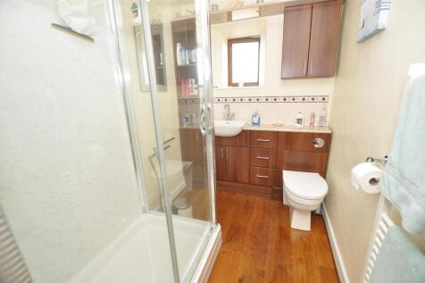 family shower room