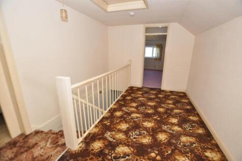 First floor Part galleried landing area