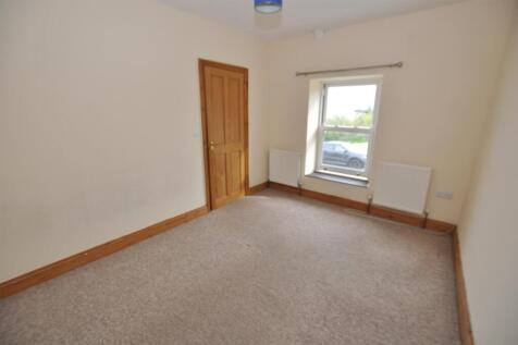 Front Bedroom 4