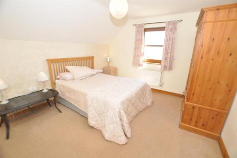 Rear bedroom 3