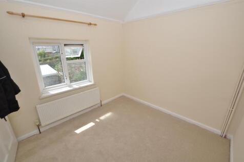 Bedroom 2 (Rear)