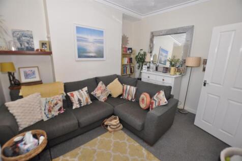 Flat 1