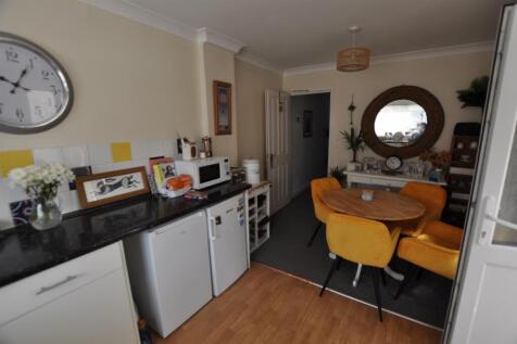 Flat 1