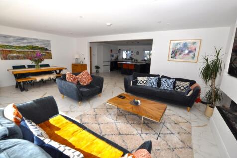 Open plan Kitchen/Dining/Family room