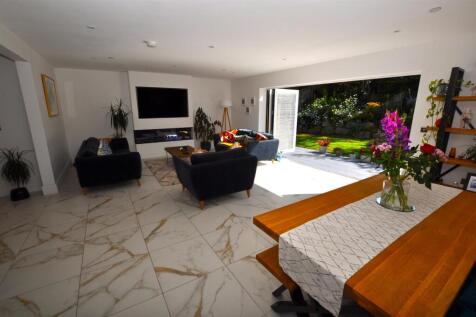 Open plan Kitchen/Dining/Family room