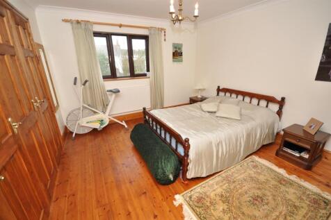 Front Bedroom 3