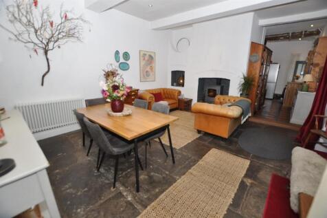 Dining/Family Room