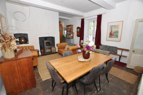 Dining/Family Room