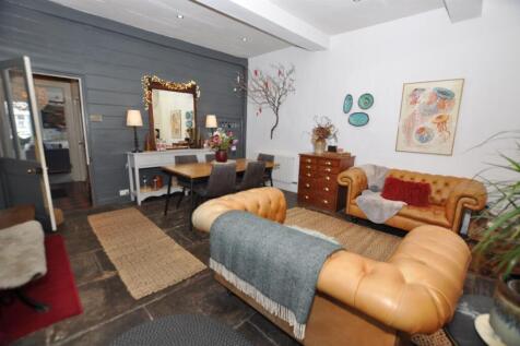 Dining/Family Room