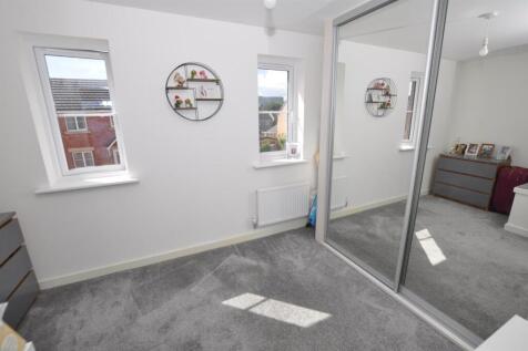 Front Bedroom 2: