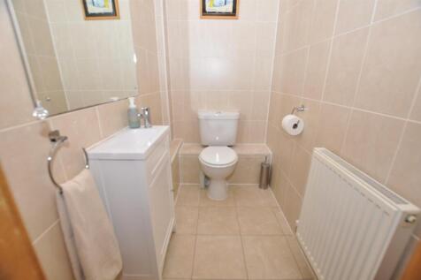 Cloakroom/WC with disability access