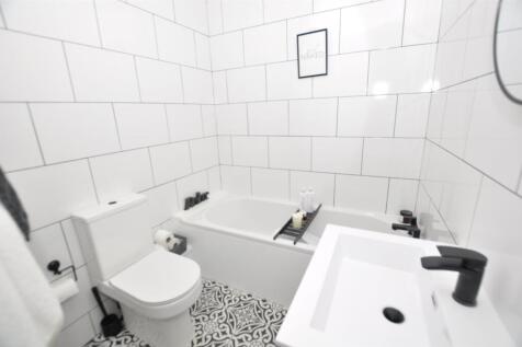 Bathroom/ Shower room/ WC