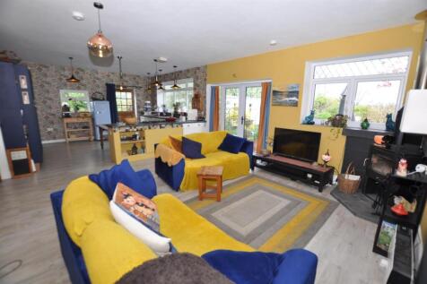 Open plan Kitchen/Dining Room