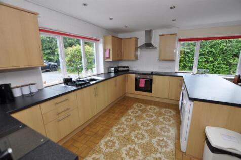 Kitchen/Dining/Family room