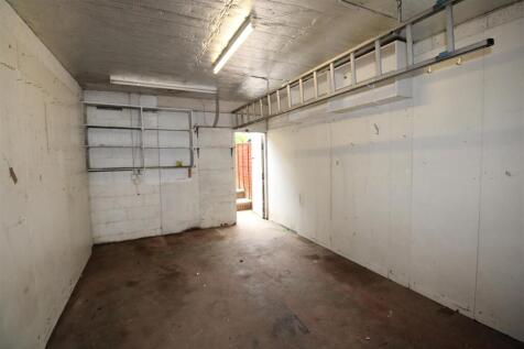 Garage.JPG