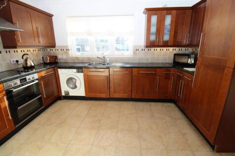 Kitchen1.JPG