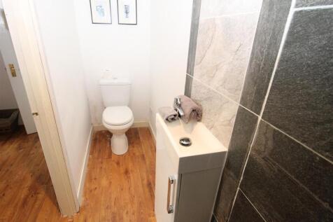 en suite 1.JPG