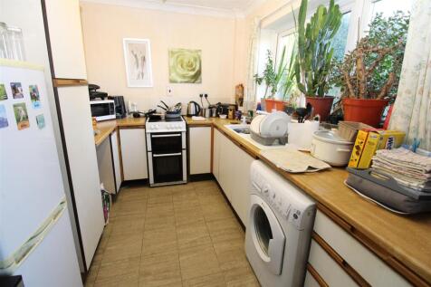 Annexe kitchen.JPG