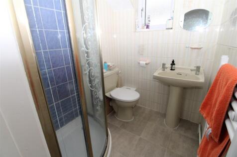 Shower room.JPG