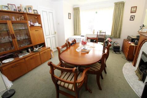 Dining room.JPG