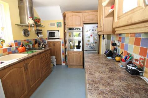 Kitchen1.JPG
