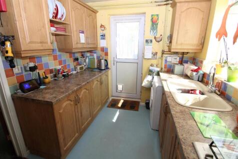 Kitchen.JPG