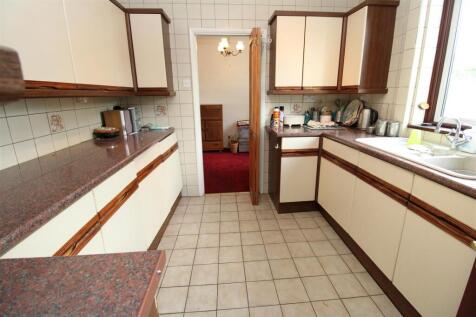 Kitchen1.JPG