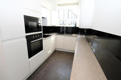 NEW KITCHEN.JPG