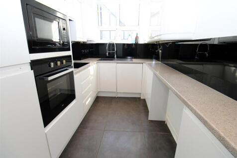NEW KITCHEN1.JPG