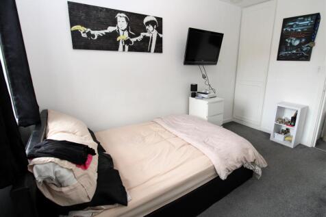 Bedroom.JPG