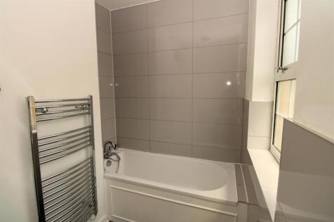 NEW BATH.JPG