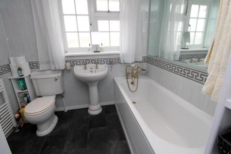 bathroom.JPG