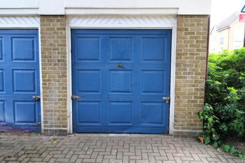 Garage.JPG