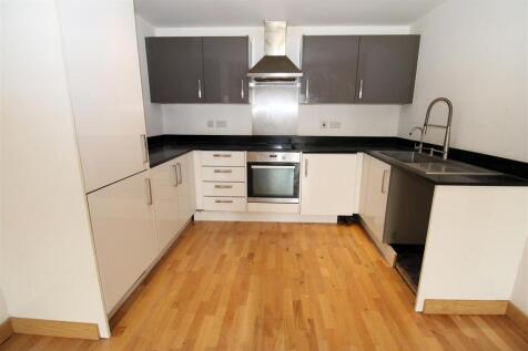 Kitchen1.JPG
