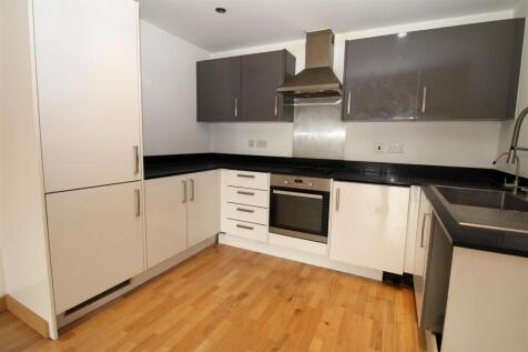 Kitchen.JPG