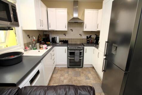 Kitchen.JPG