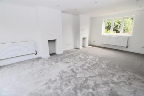 Lounge3.JPG