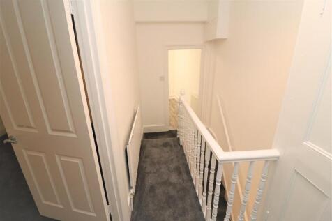 hallway new 2 .jpg