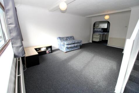 Lounge1.JPG