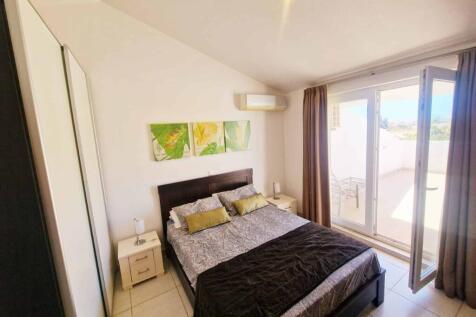 Double Bedroom