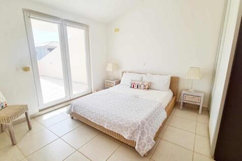 Double Bedroom