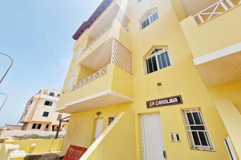 Apartment building