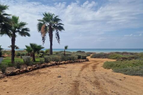 walk to the beach