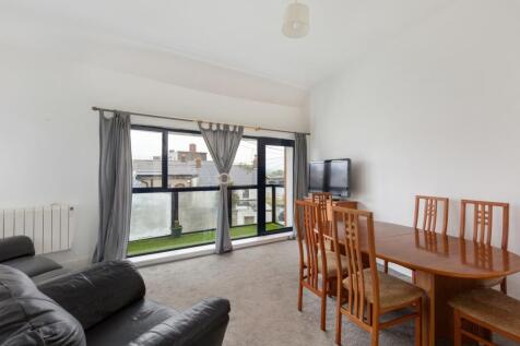 Living &amp; Dining Room