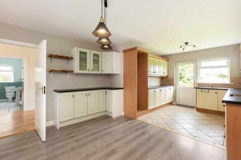 Kitchen Dining Area