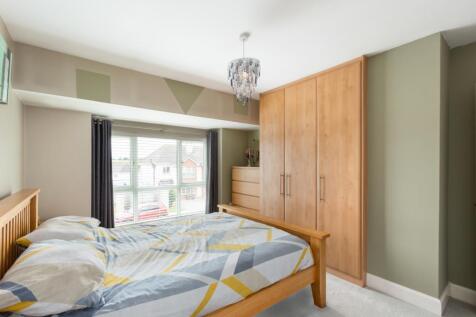 Bedrooom 1