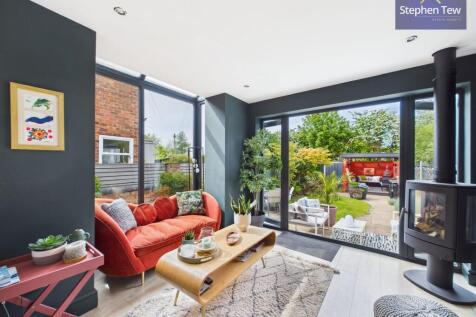Kitchen/ Lounge
