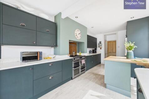 Kitchen/ Lounge