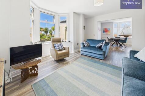 Kitchen/Dining Room/Living Area